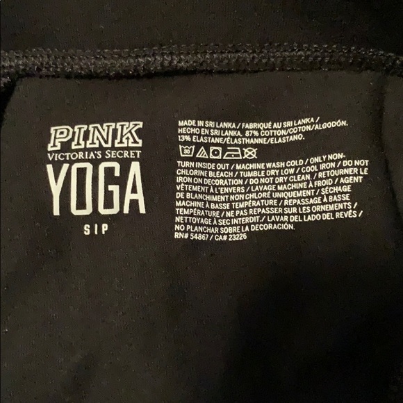 Victoria Secret Pink Capri Yoga - Picture 3 of 3